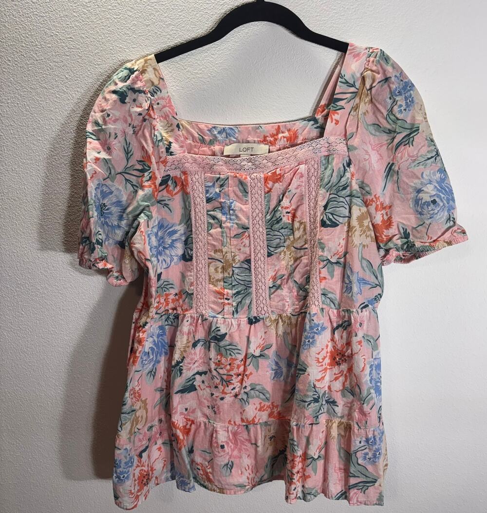 LOFT Floral Peplum Blouse Medium Pink Cottagecore Puff Sleeve Square Neck